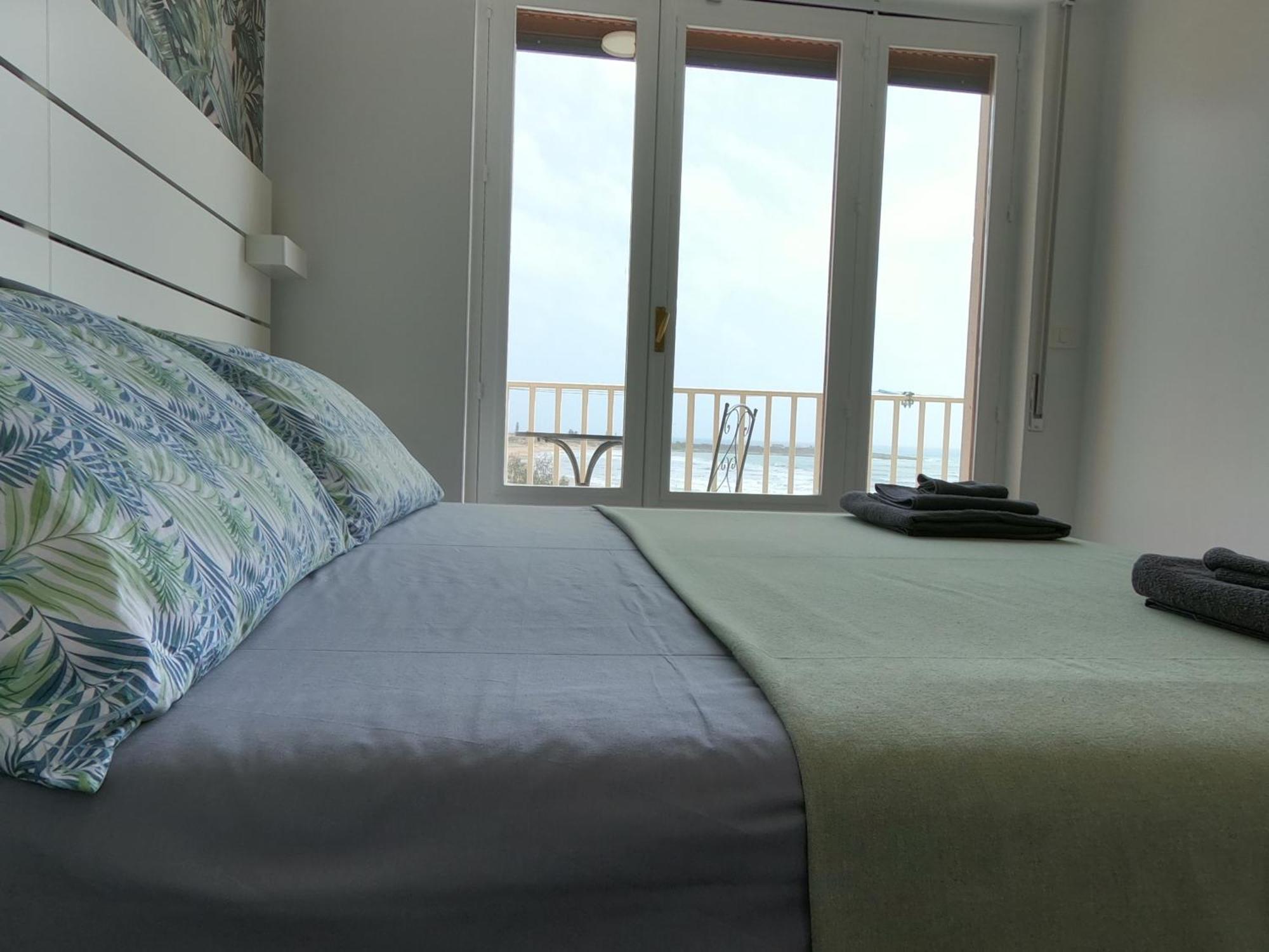 Calammari Apartment Marina di Modica Ngoại thất bức ảnh