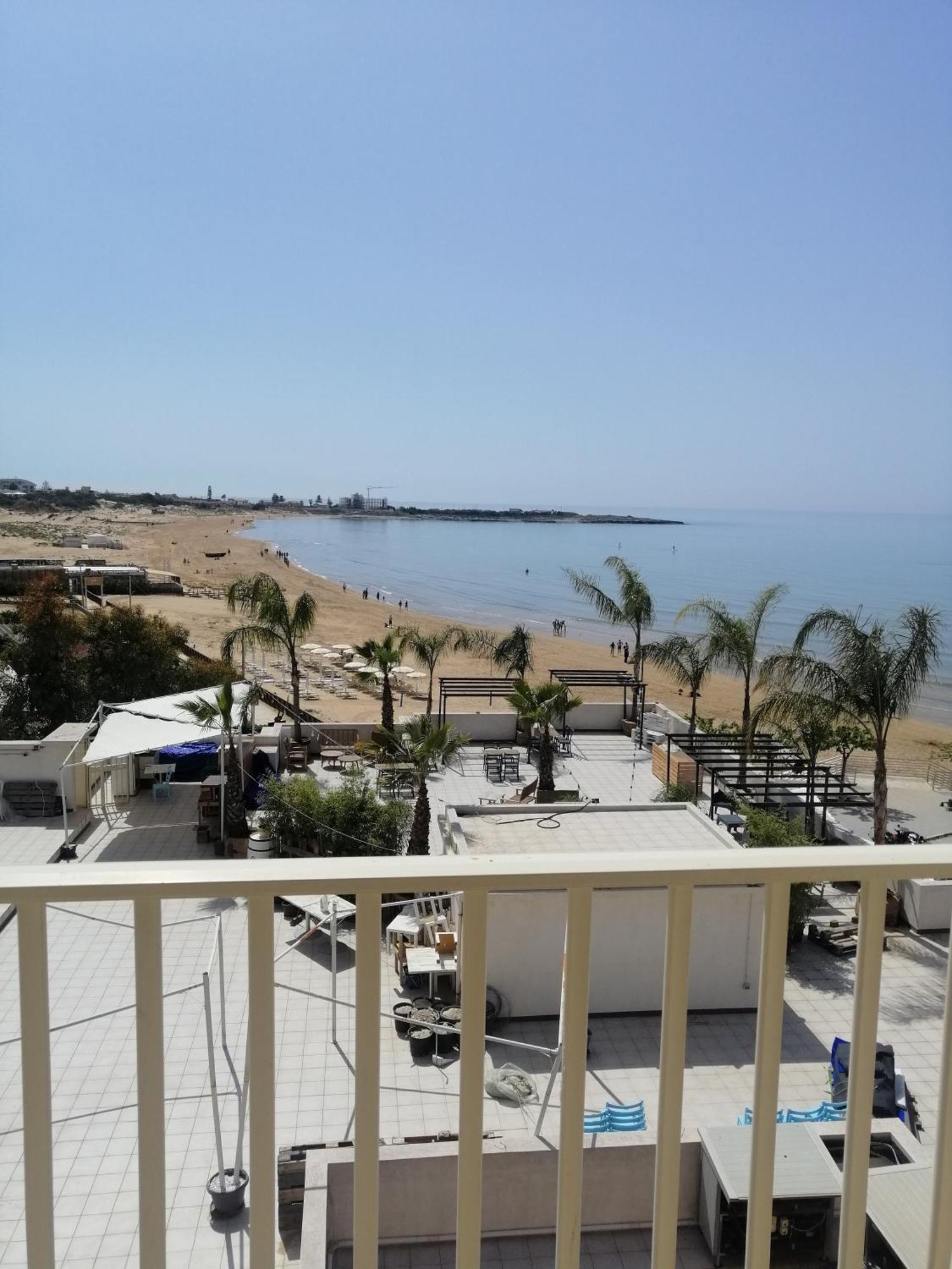 Calammari Apartment Marina di Modica Ngoại thất bức ảnh