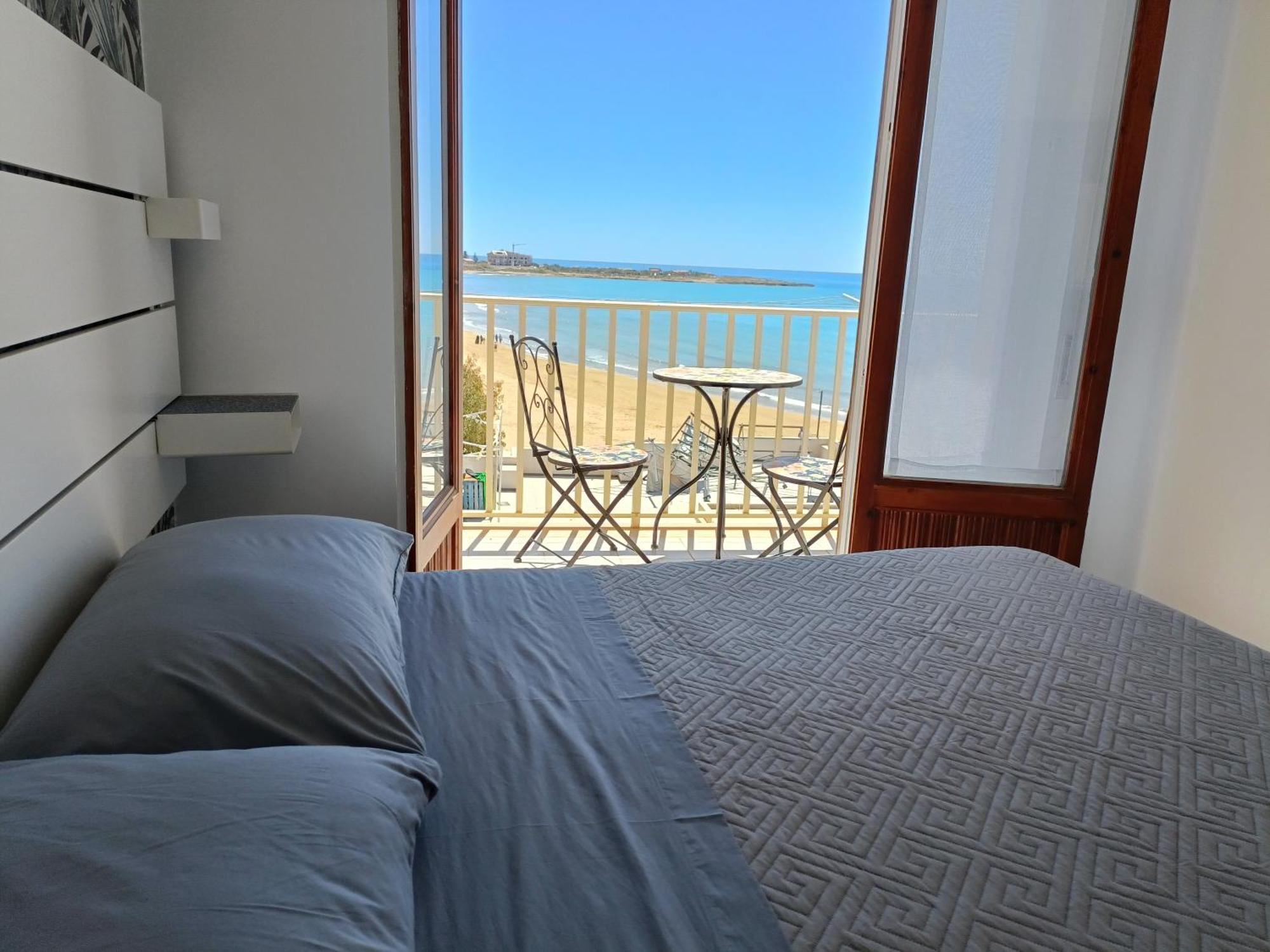 Calammari Apartment Marina di Modica Ngoại thất bức ảnh